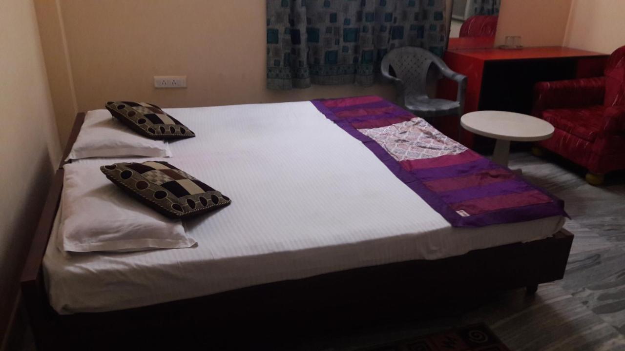 Shanti Guesthouse Bhubaneswar Exterior photo